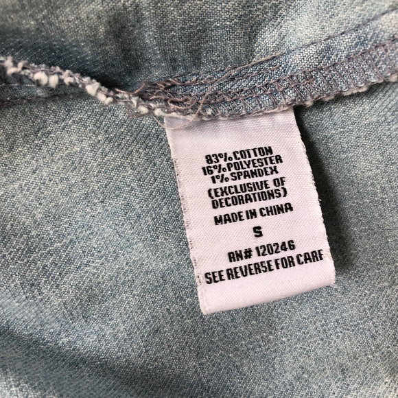 Cropped Jean Jacket, Light Blue, Small - Picture 5 of 6